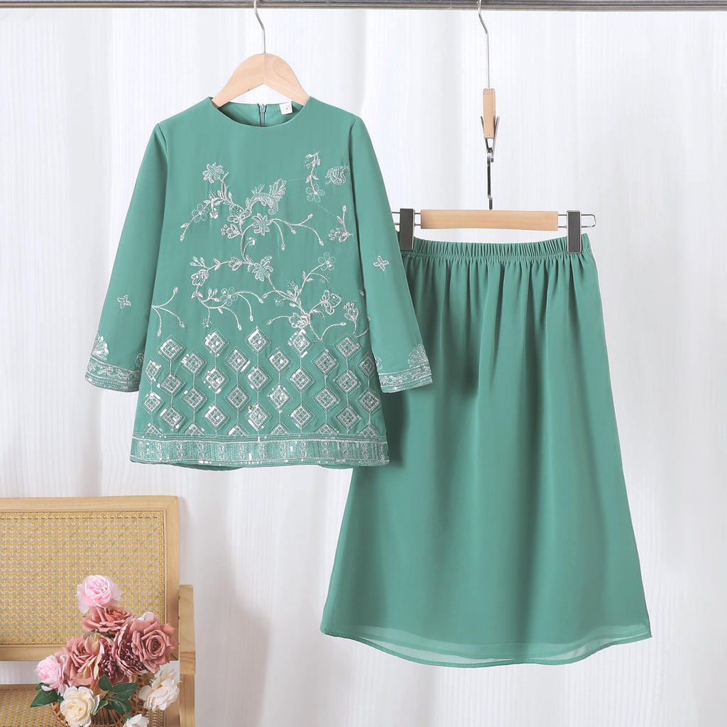 Baju Kurung Muslimah TropiTykes Mini Green Sulaman Elegan Lembut Selesa untuk Majlis Raya &amp; Wanita Muda. Pakaian yang elegan dan selesa. 